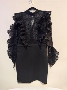 Black Lace Ruffle Bodycon Dress by the Sang